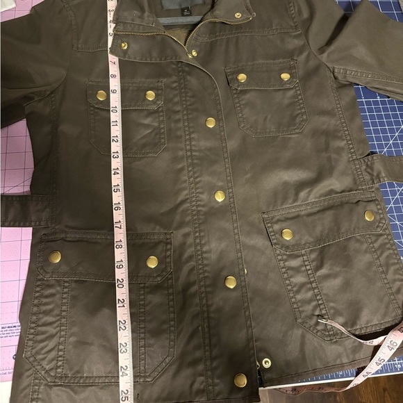 J. Crew woman’ olive green Jacket - Picture 7 of 9